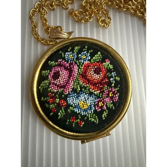 Avon Jewelry - Avon Locket Necklace Womens OS Gold Floralpoint Vintage Petit Point Embroidery